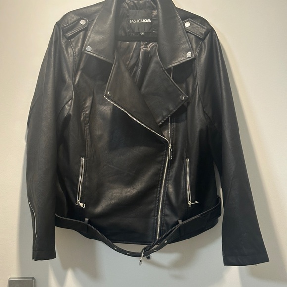 Vegan Leather Jacket Plus Size - Picture 3 of 6